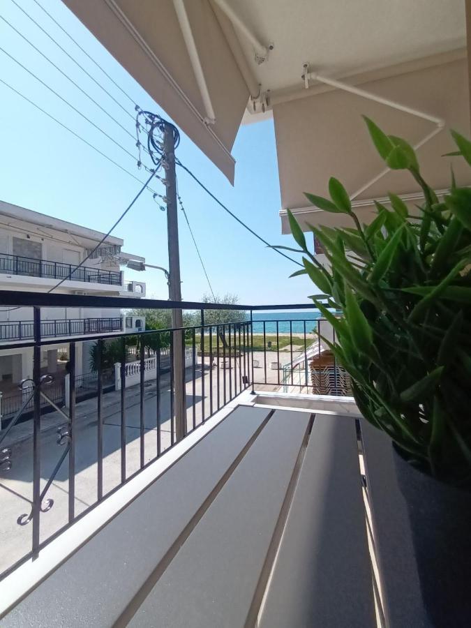 Antonis Apartment Paralia Dionisiou Zewnętrze zdjęcie