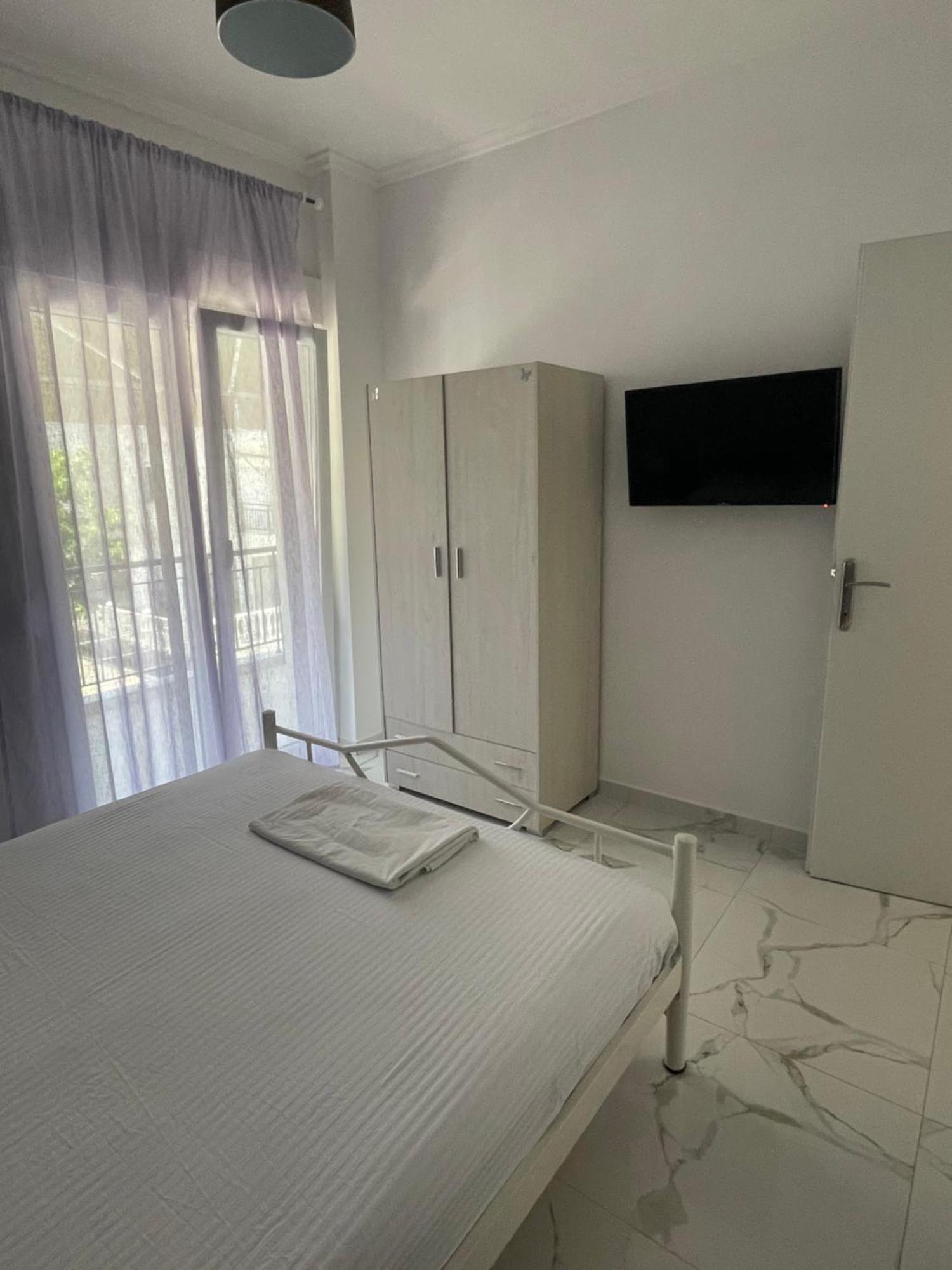 Antonis Apartment Paralia Dionisiou Pokój zdjęcie