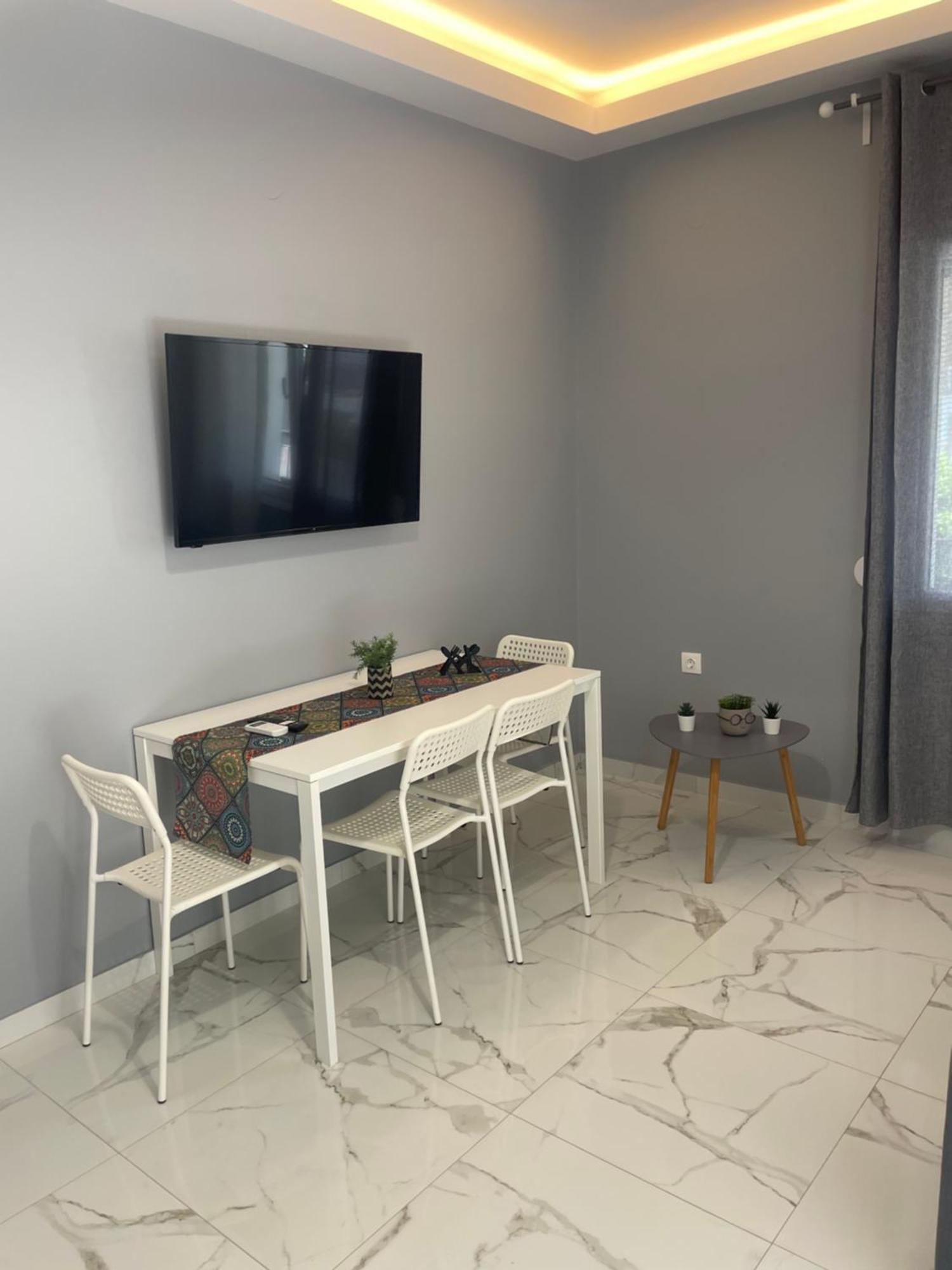 Antonis Apartment Paralia Dionisiou Pokój zdjęcie