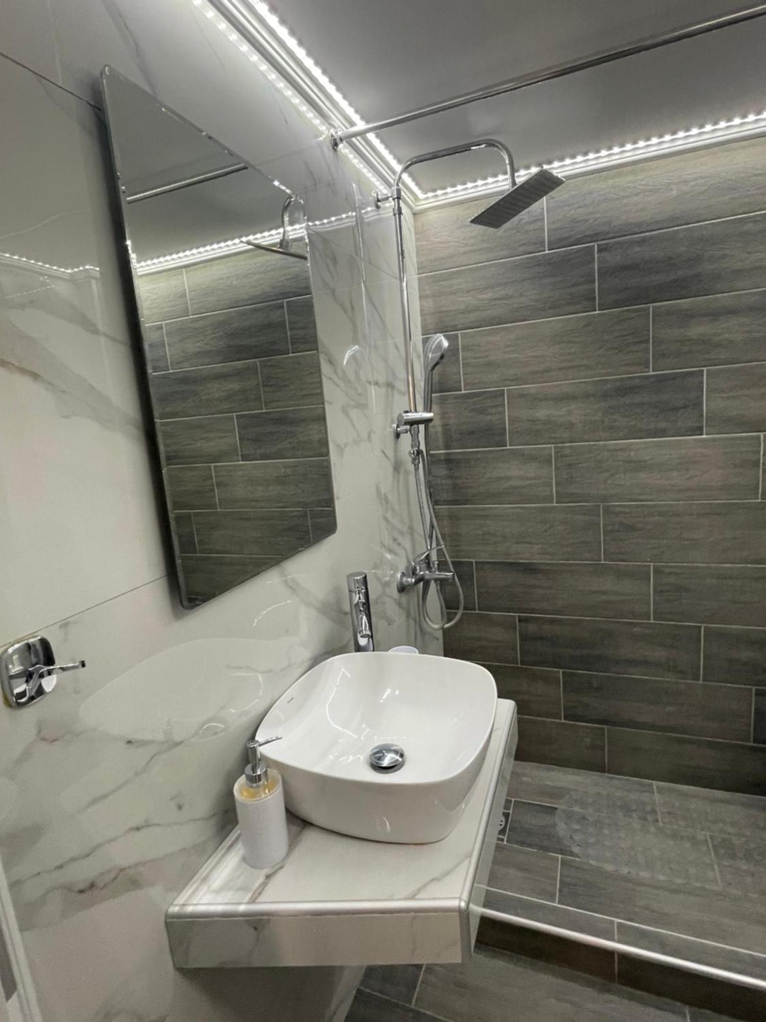Antonis Apartment Paralia Dionisiou Pokój zdjęcie